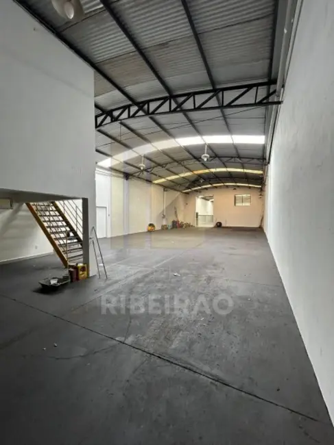 Armazém / Galpão para alugar, 300m2 em Ribeirao Preto - SP - imagem 2 Foto 2 de Armazém / Galpão para alugar, 300m2 em Ribeirao Preto - SP