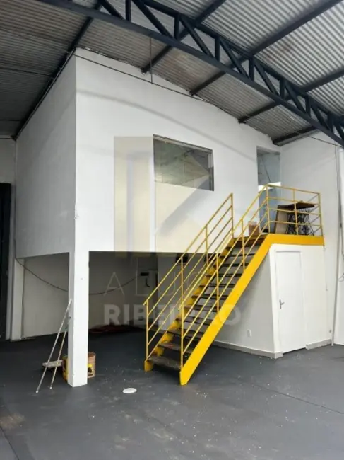 Armazém / Galpão para alugar, 300m2 em Ribeirao Preto - SP - imagem 3 Foto 3 de Armazém / Galpão para alugar, 300m2 em Ribeirao Preto - SP