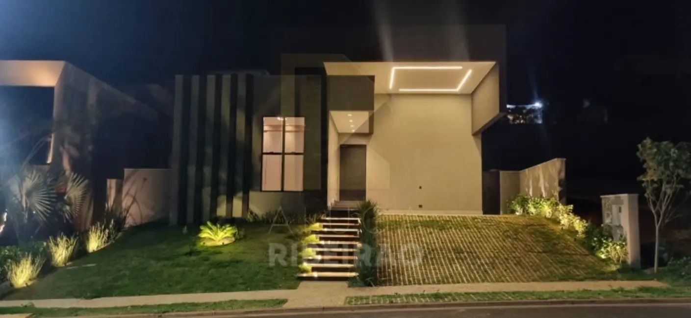 Casa com 4 quartos à venda, 268m2 em Ribeirao Preto - SP - imagem 1 Foto 1 de Casa com 4 quartos à venda, 268m2 em Ribeirao Preto - SP