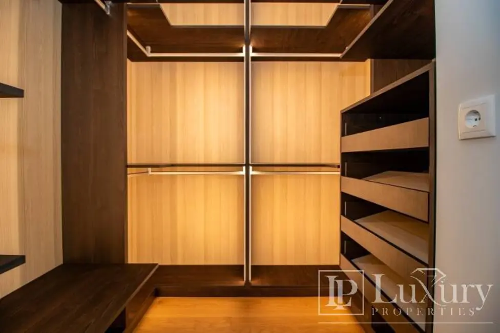 Apartamento com 4 quartos à venda, 287m2 em Vila Nova Conceição, São Paulo - SP - imagem 4 Foto 4 de Apartamento com 4 quartos à venda, 287m2 em Vila Nova Conceição, São Paulo - SP