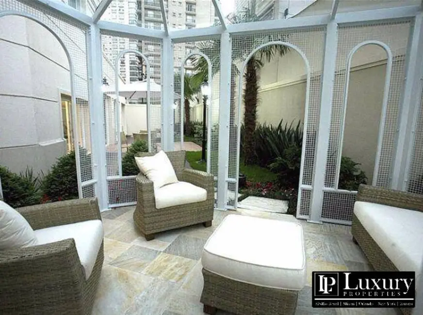 Apartamento com 4 quartos à venda, 287m2 em Vila Nova Conceição, São Paulo - SP - imagem 7 Foto 7 de Apartamento com 4 quartos à venda, 287m2 em Vila Nova Conceição, São Paulo - SP