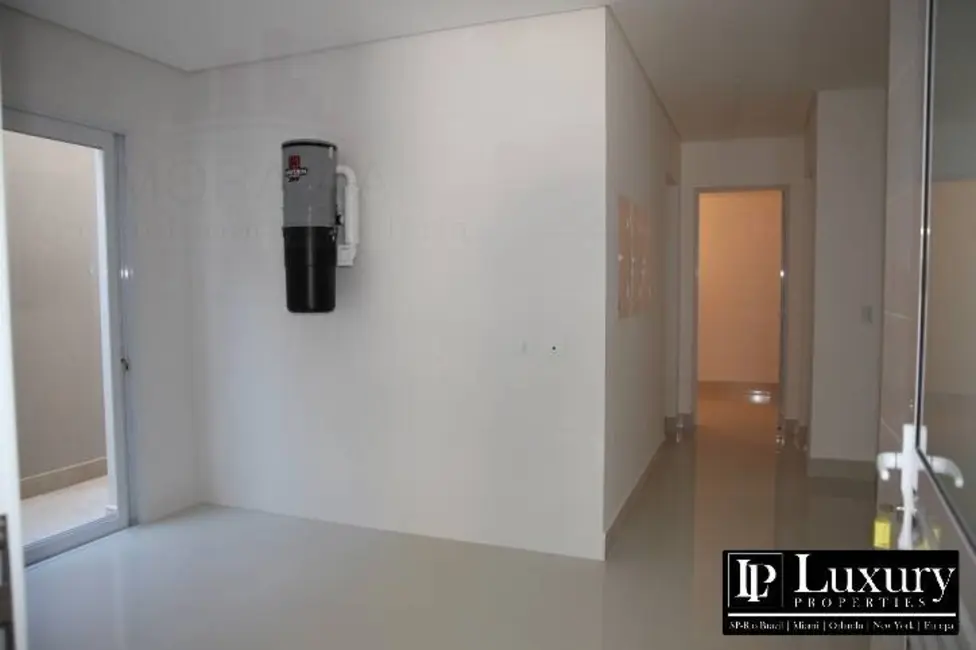 Foto 4 de Casa de Condomínio com 5 quartos à venda, 980m2 em Santana De Parnaiba - SP