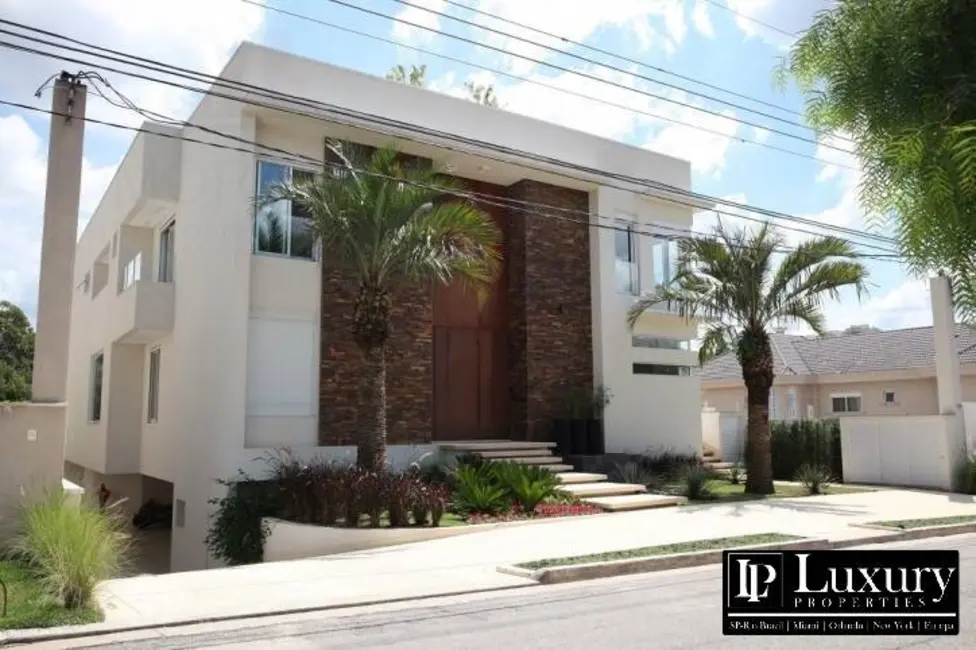 Foto 1 de Casa de Condomínio com 7 quartos à venda em Santana De Parnaiba - SP