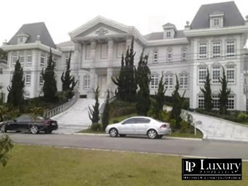Foto 1 de Casa com 8 quartos à venda e para alugar, 2900m2 em Santana De Parnaiba - SP