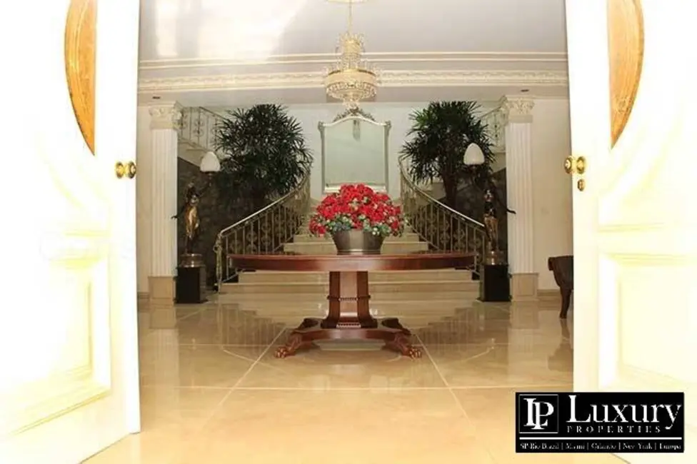 Foto 4 de Casa com 5 quartos à venda em Santana De Parnaiba - SP