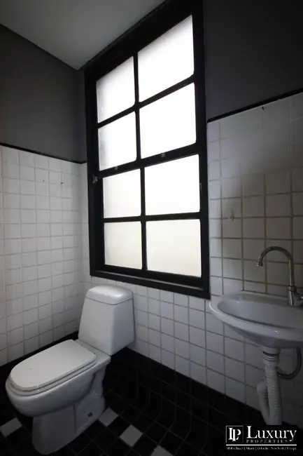 Sala Comercial para alugar, 110m2 em Vila Nova Conceição, São Paulo - SP - imagem 6 Foto 6 de Sala Comercial para alugar, 110m2 em Vila Nova Conceição, São Paulo - SP