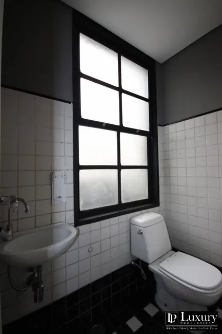 Sala Comercial para alugar, 110m2 em Vila Nova Conceição, São Paulo - SP - imagem 9 Foto 9 de Sala Comercial para alugar, 110m2 em Vila Nova Conceição, São Paulo - SP