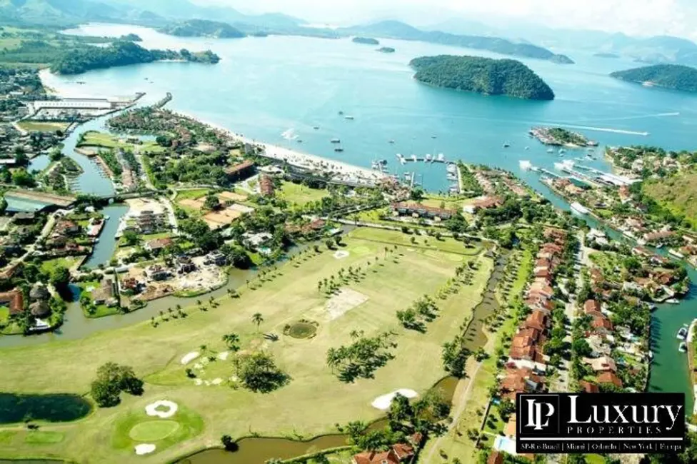Casa de Condomínio à venda e para alugar em Angra Dos Reis - RJ - imagem 3 Foto 3 de Casa de Condomínio à venda e para alugar em Angra Dos Reis - RJ
