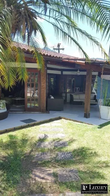 Foto 9 de Casa de Condomínio com 6 quartos à venda e para alugar em Angra Dos Reis - RJ