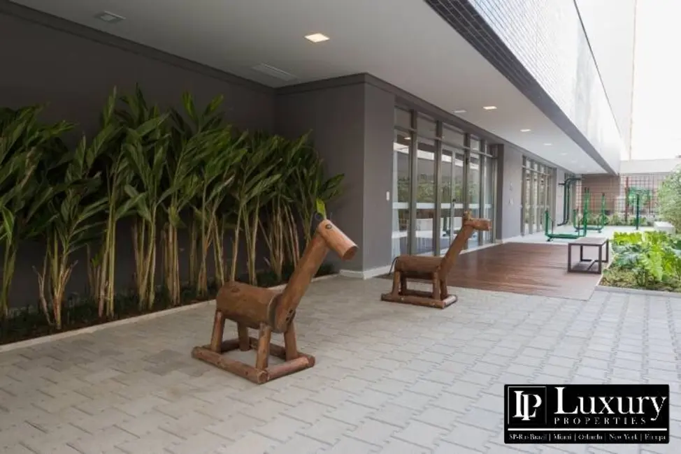 Foto 5 de Apartamento com 4 quartos à venda, 332m2 em Pinheiros, São Paulo - SP