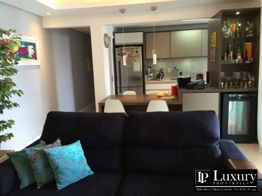 Apartamento com 2 quartos para alugar, 99m2 em Itacorubi, Florianopolis - SC - imagem 4 Foto 4 de Apartamento com 2 quartos para alugar, 99m2 em Itacorubi, Florianopolis - SC