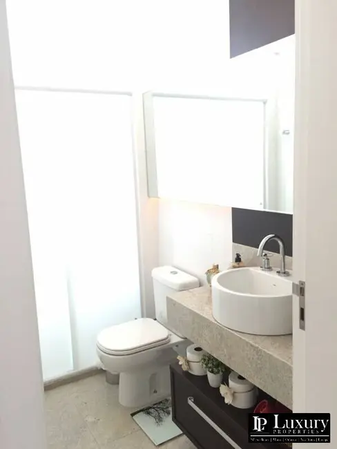 Apartamento com 2 quartos para alugar, 99m2 em Itacorubi, Florianopolis - SC - imagem 9 Foto 9 de Apartamento com 2 quartos para alugar, 99m2 em Itacorubi, Florianopolis - SC