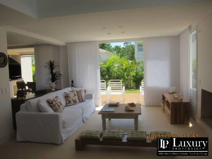 Foto 6 de Casa de Condomínio com 4 quartos à venda e para alugar em Sao Sebastiao - SP