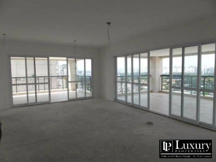 Apartamento com 4 quartos à venda e para alugar, 306m2 em Moema, São Paulo - SP - imagem 5 Foto 5 de Apartamento com 4 quartos à venda e para alugar, 306m2 em Moema, São Paulo - SP