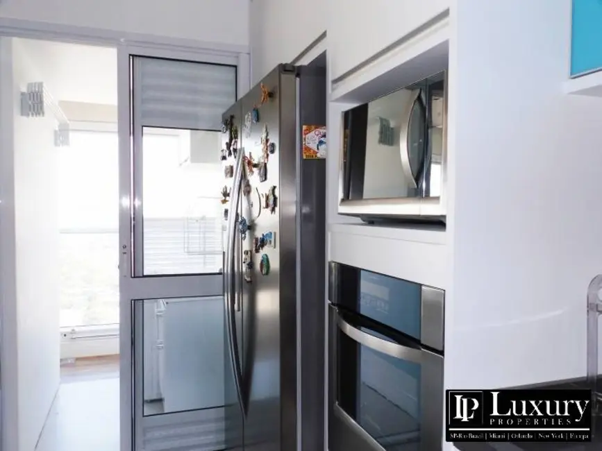 Foto 8 de Apartamento com 2 quartos à venda, 84m2 em Pinheiros, São Paulo - SP