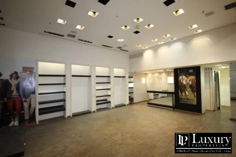 Foto 4 de Loja para alugar, 76m2 em Moema, São Paulo - SP