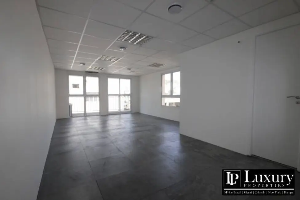 Foto 2 de Sala Comercial à venda e para alugar, 48m2 em Jabaquara, São Paulo - SP
