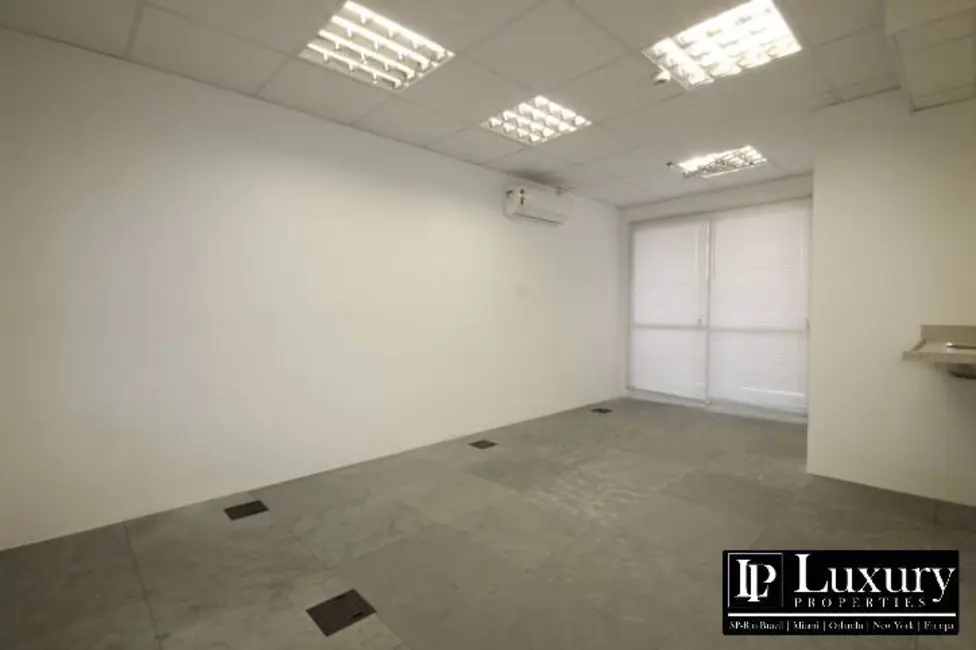 Foto 4 de Sala Comercial para alugar, 24m2 em Aclimação, São Paulo - SP