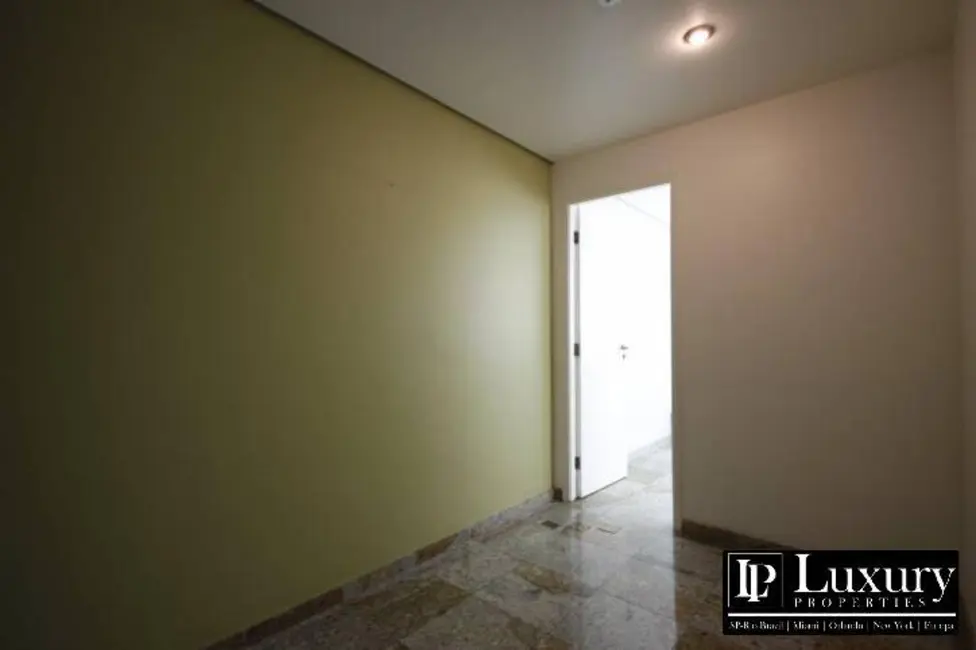 Sala Comercial para alugar, 40m2 em Vila Nova Conceição, São Paulo - SP - imagem 7 Foto 7 de Sala Comercial para alugar, 40m2 em Vila Nova Conceição, São Paulo - SP