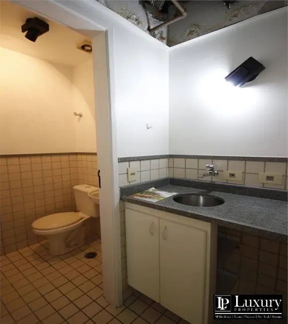 Sala Comercial para alugar, 40m2 em Vila Nova Conceição, São Paulo - SP - imagem 5 Foto 5 de Sala Comercial para alugar, 40m2 em Vila Nova Conceição, São Paulo - SP