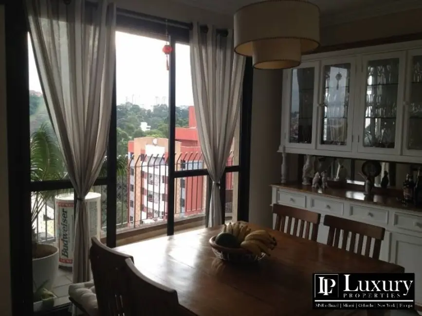 Foto 6 de Apartamento com 4 quartos à venda, 264m2 em São Paulo - SP