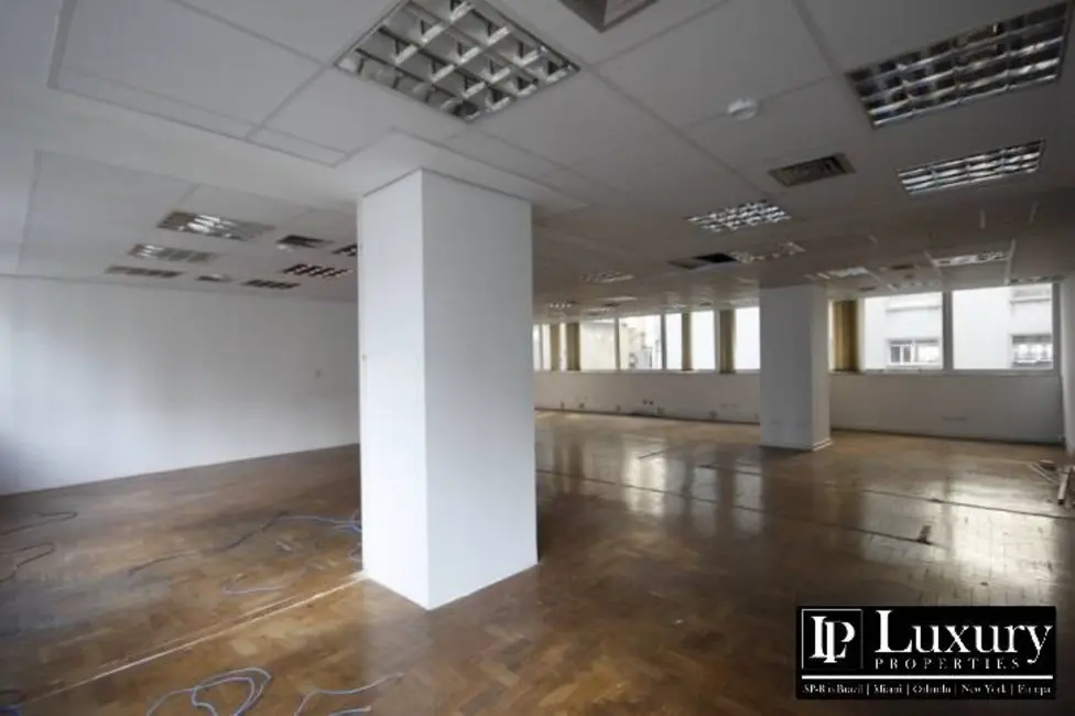 Foto 2 de Sala Comercial para alugar, 360m2 em República, São Paulo - SP