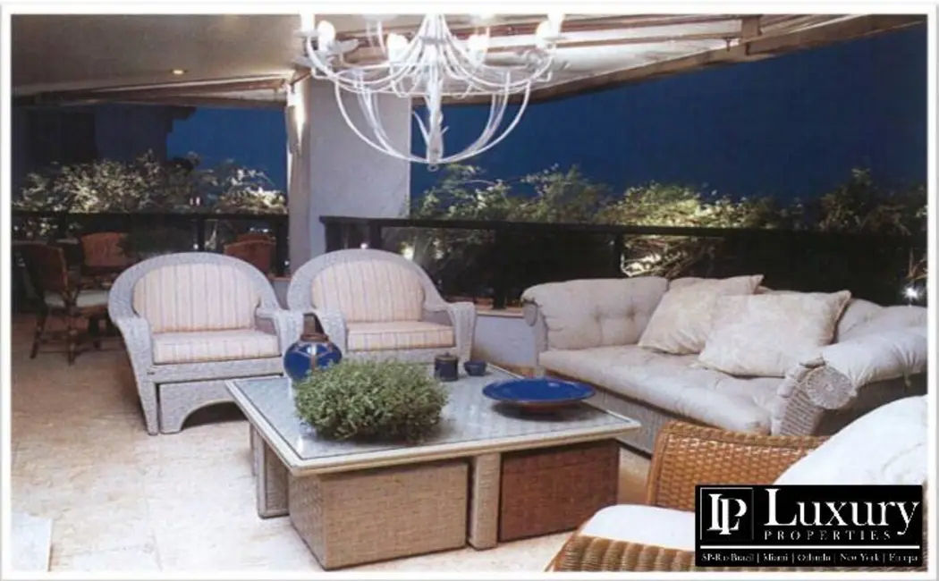 Foto 2 de Cobertura com 6 quartos à venda, 940m2 em Real Parque, São Paulo - SP