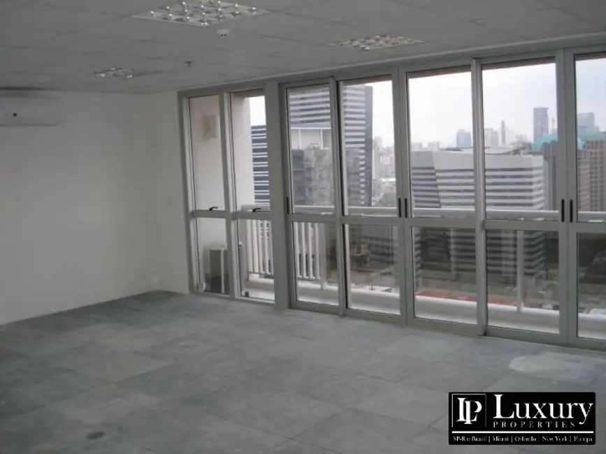 Foto 3 de Sala Comercial para alugar, 50m2 em Vila Cordeiro, São Paulo - SP