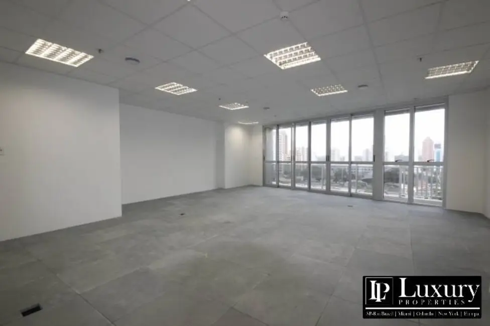 Foto 1 de Sala Comercial à venda, 58m2 em Vila Cordeiro, São Paulo - SP