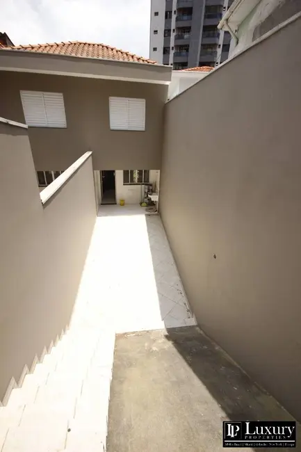 Foto 4 de Casa com 2 quartos à venda, 200m2 em Chácara Inglesa, São Paulo - SP