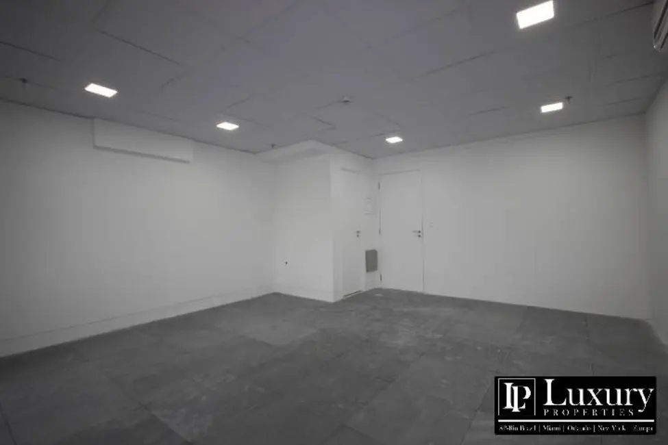 Foto 3 de Sala Comercial para alugar, 35m2 em Vila Olímpia, São Paulo - SP