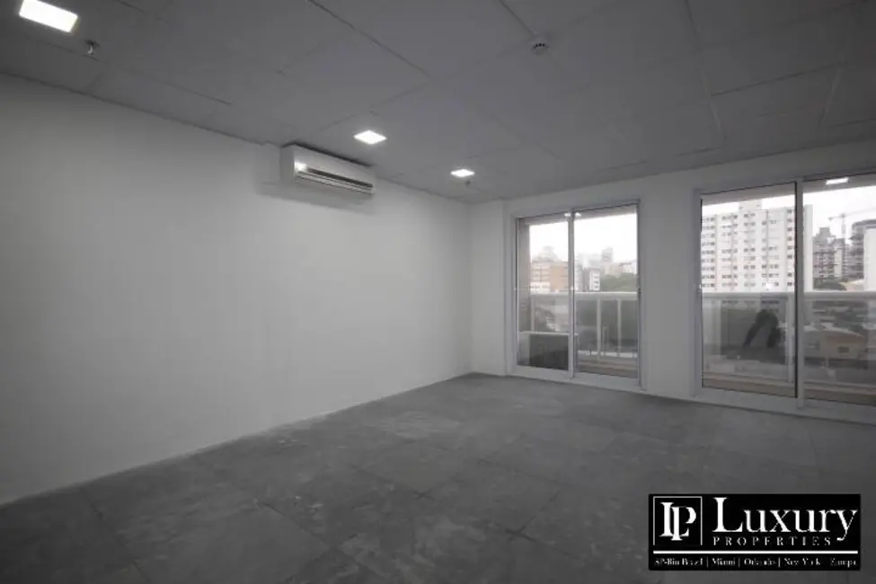 Foto 1 de Sala Comercial para alugar, 35m2 em Vila Olímpia, São Paulo - SP