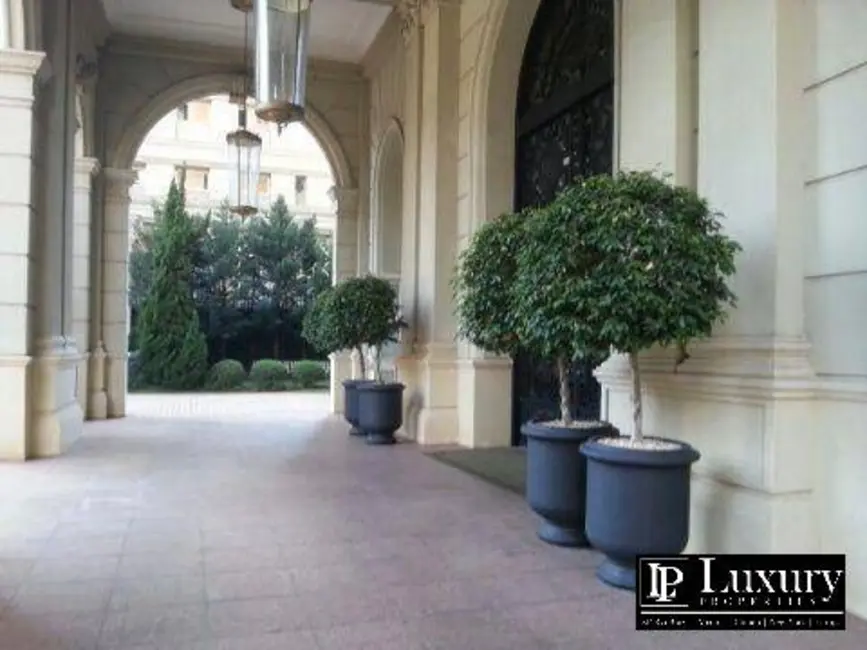 Cobertura com 4 quartos à venda, 822m2 em Vila Nova Conceição, São Paulo - SP - imagem 4 Foto 4 de Cobertura com 4 quartos à venda, 822m2 em Vila Nova Conceição, São Paulo - SP