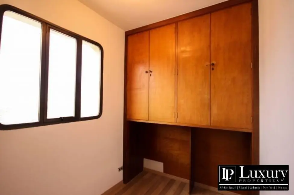 Apartamento com 4 quartos à venda, 295m2 em Pinheiros, São Paulo - SP - imagem 9 Foto 9 de Apartamento com 4 quartos à venda, 295m2 em Pinheiros, São Paulo - SP