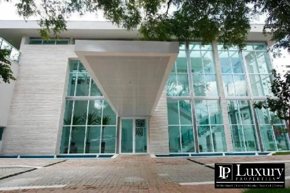 Apartamento com 4 quartos para alugar, 335m2 em Vila Nova Conceição, São Paulo - SP - imagem 2 Foto 2 de Apartamento com 4 quartos para alugar, 335m2 em Vila Nova Conceição, São Paulo - SP