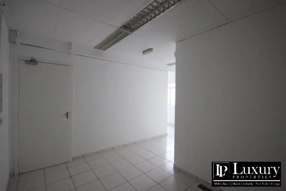 Foto 32 de Sala Comercial para alugar, 1700m2 em Centro, Osasco - SP