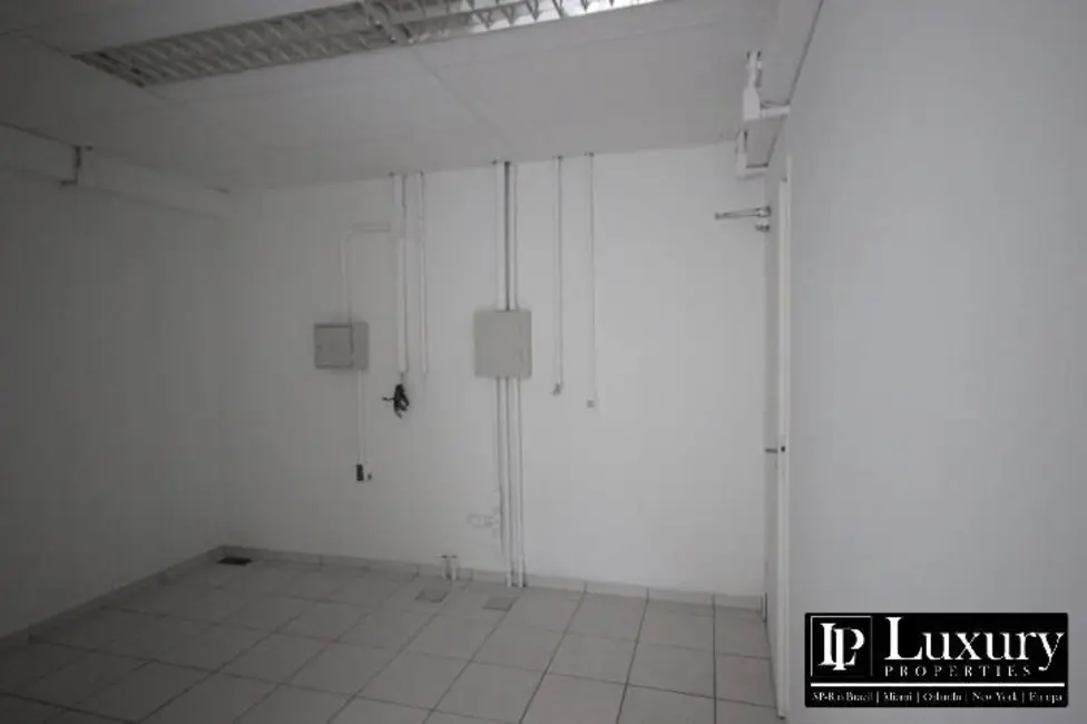 Foto 35 de Sala Comercial para alugar, 1700m2 em Centro, Osasco - SP