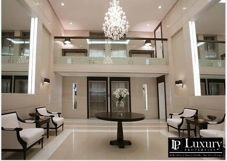 Foto 4 de Apartamento com 4 quartos para alugar, 288m2 em Vila Nova Conceição, São Paulo - SP