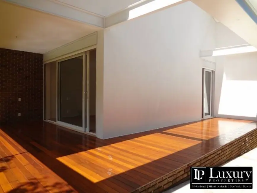 Casa de Condomínio com 5 quartos à venda e para alugar, 1188m2 em Morumbi, São Paulo - SP - imagem 4 Foto 4 de Casa de Condomínio com 5 quartos à venda e para alugar, 1188m2 em Morumbi, São Paulo - SP