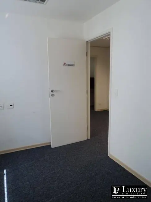 Sala Comercial para alugar, 40m2 em Itaim Bibi, São Paulo - SP - imagem 4 Foto 4 de Sala Comercial para alugar, 40m2 em Itaim Bibi, São Paulo - SP