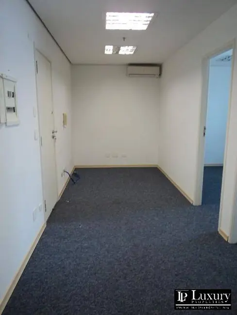 Sala Comercial para alugar, 40m2 em Itaim Bibi, São Paulo - SP - imagem 5 Foto 5 de Sala Comercial para alugar, 40m2 em Itaim Bibi, São Paulo - SP
