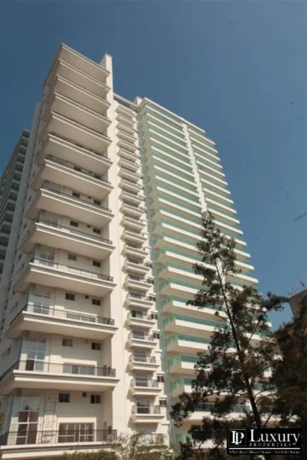 Foto 1 de Apartamento com 3 quartos à venda, 221m2 em Barueri - SP