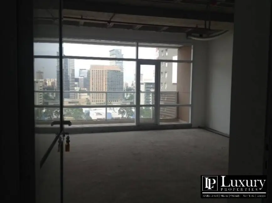 Sala Comercial à venda, 42m2 em Cidade Monções, São Paulo - SP - imagem 5 Foto 5 de Sala Comercial à venda, 42m2 em Cidade Monções, São Paulo - SP