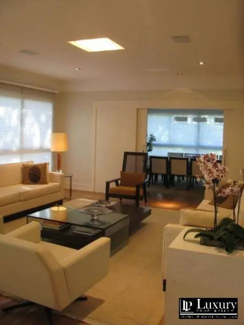 Foto 2 de Apartamento com 5 quartos à venda, 470m2 em Vila Nova Conceição, São Paulo - SP