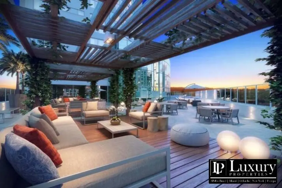 Foto 4 de Apartamento com 3 quartos à venda, 140m2 em Centro, Balneario Camboriu - SC