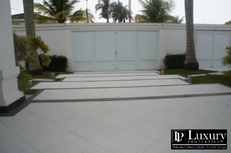 Foto 7 de Casa com 7 quartos à venda, 968m2 em Guaruja - SP