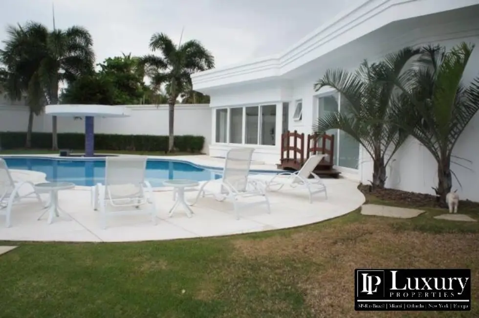 Foto 6 de Casa com 7 quartos à venda, 968m2 em Guaruja - SP