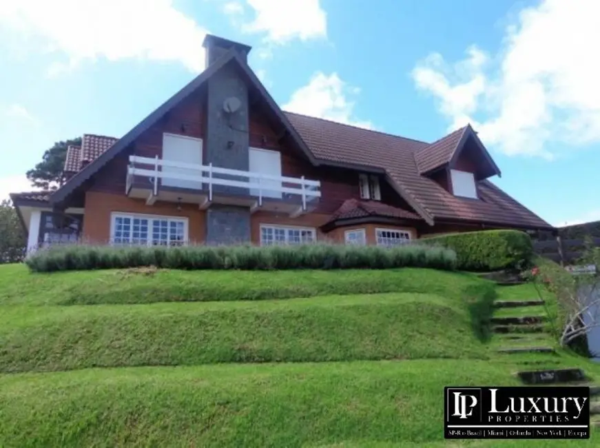 Foto 1 de Casa com 5 quartos à venda, 480m2 em Campos Do Jordao - SP