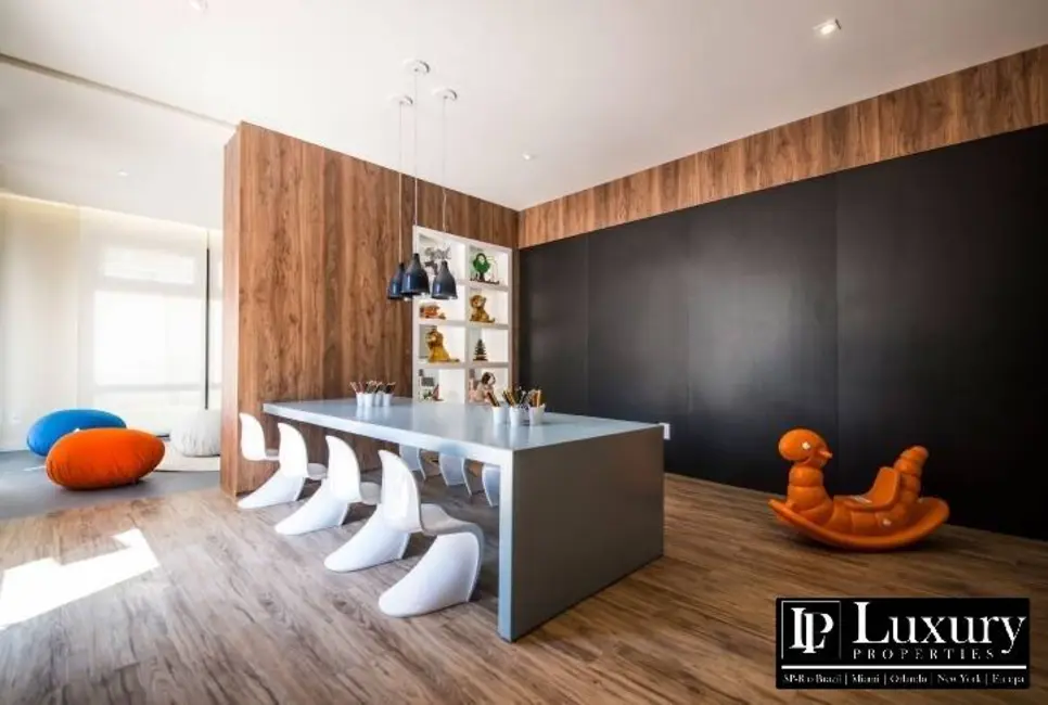 Apartamento com 4 quartos à venda e para alugar, 258m2 em Perdizes, São Paulo - SP - imagem 9 Foto 9 de Apartamento com 4 quartos à venda e para alugar, 258m2 em Perdizes, São Paulo - SP