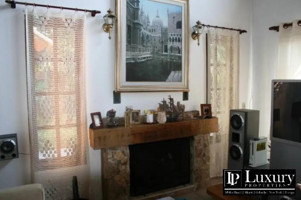 Foto 4 de Casa de Condomínio com 3 quartos à venda e para alugar, 350m2 em Jardim Petrópolis, Itapecerica Da Serra - SP